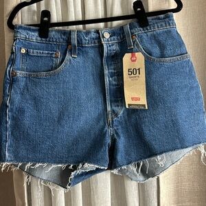 NWT Levi’s 501 Jean Shorts